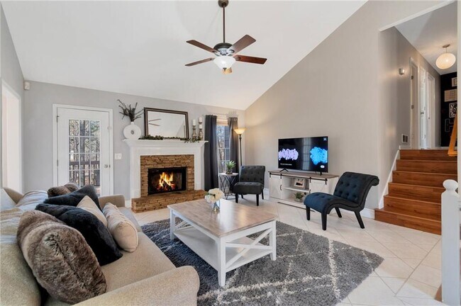 Foto del edificio - 1319 Towne Harbor Trail