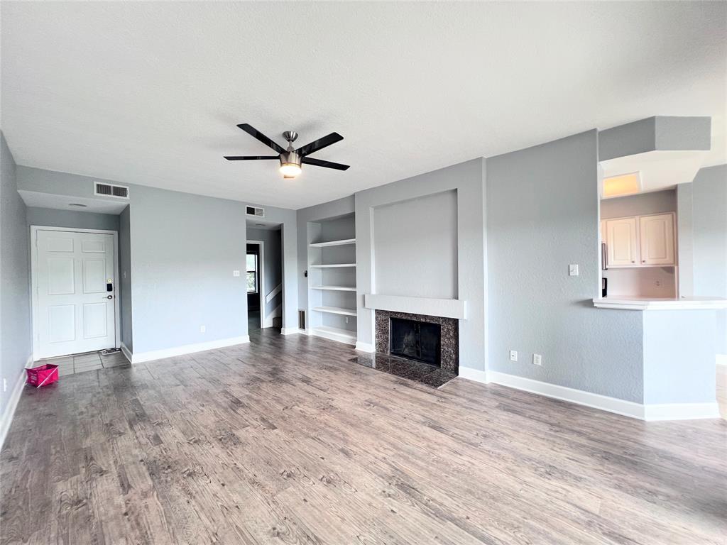Foto principal - 4711 Spicewood Springs Rd