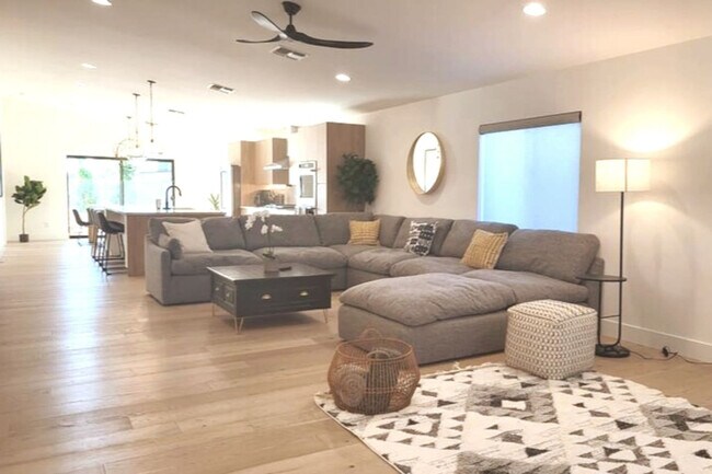 Foto del edificio - 2322 N 12th St