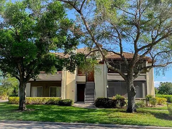 Primary Photo - 10263 Gandy Blvd N