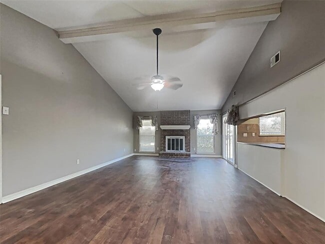 Building Photo - 441 E Castle Harbour Dr