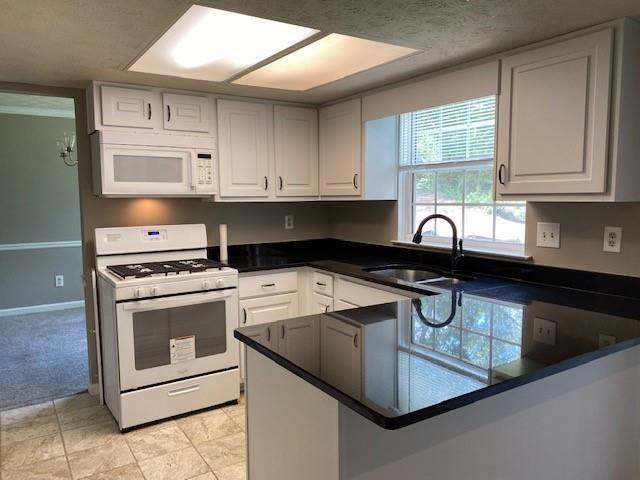 Building Photo - 2121 Heritage Trace Dr