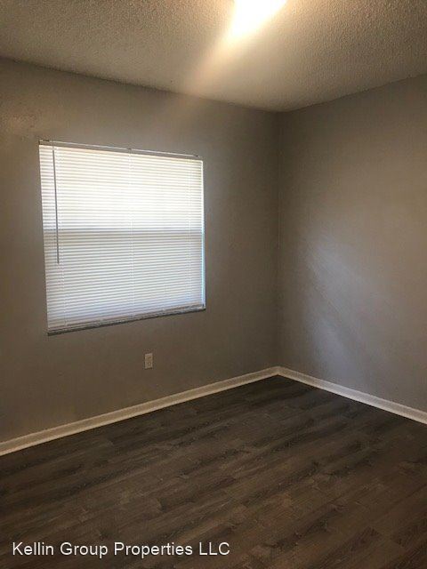 Primary Photo - 2 br, 1 bath House - 1033 N Brunnell Pkwy