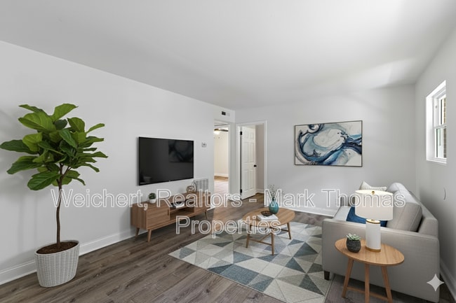 Photo - 1522 N Roxboro St Apartment