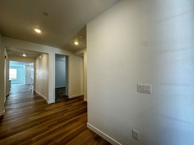 Building Photo - BRAND NEW Sunset Village ranch-style home ...