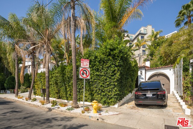 Foto del edificio - 8235 Marmont Ln