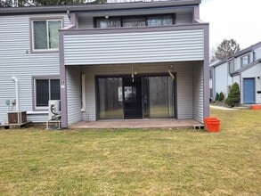 Building Photo - 97 Candlewood Dr