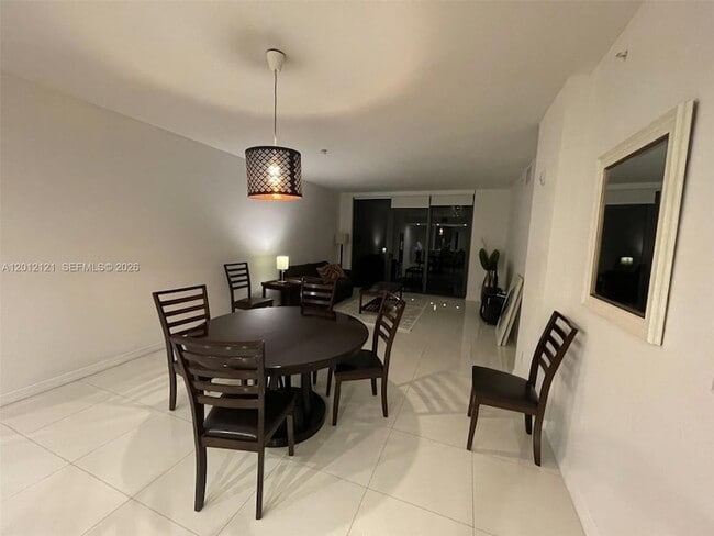 Foto del edificio - 1120 98th St