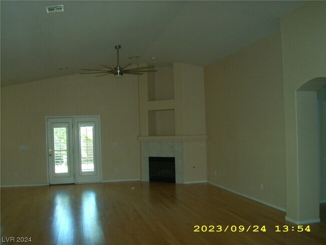 Foto del edificio - 8788 Rio Grande Falls Ave