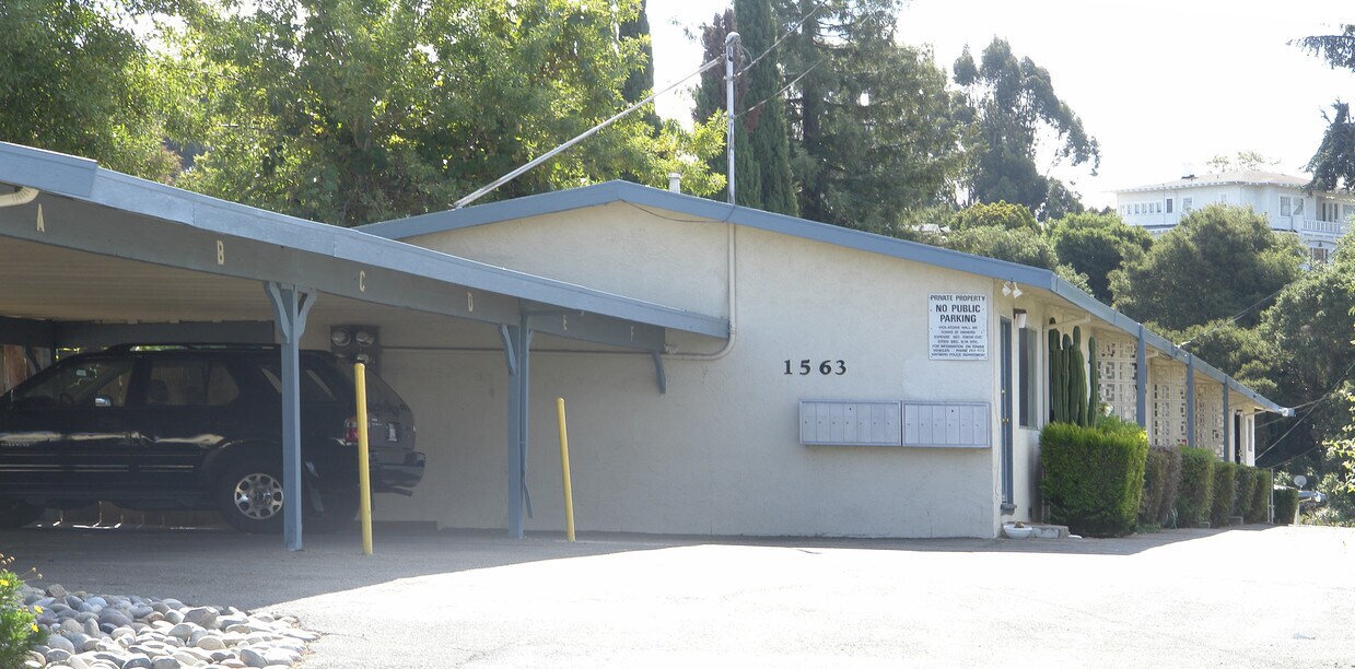 Primary Photo - 1563 D St