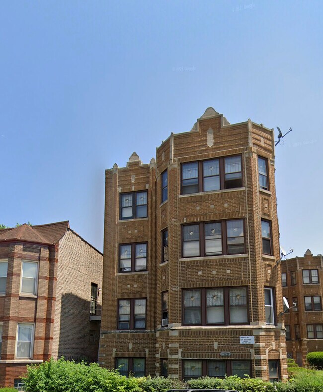 Foto del edificio - 11343 S King Dr