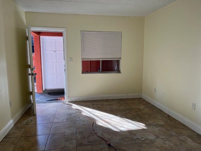 Building Photo - Baywalk Apartments