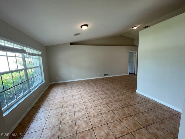 Building Photo - 6792 Weatherby Ct