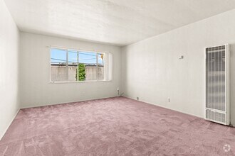 Building Photo - 11848 Foothill Way