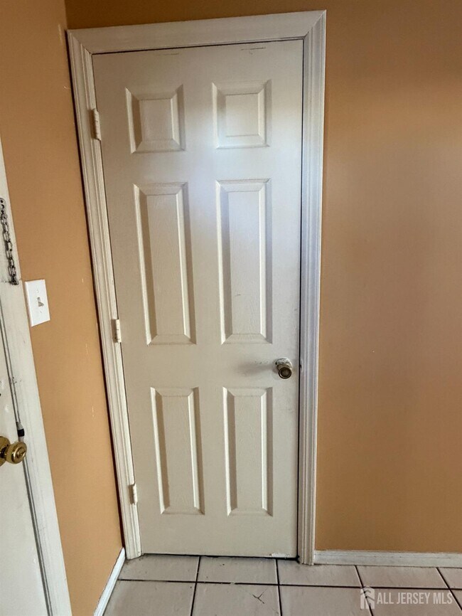 Foto del edificio - 1202 Woodbridge Commons Way