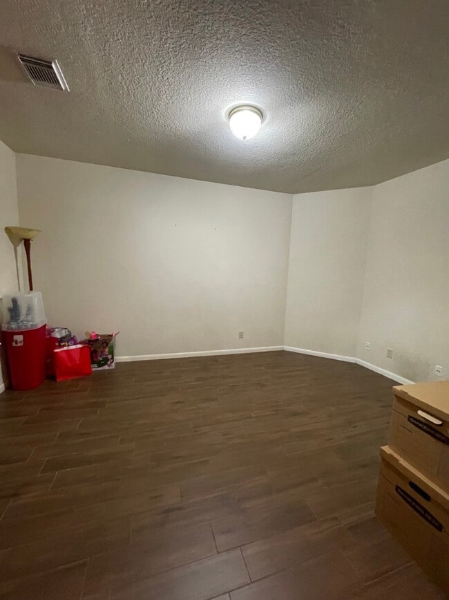 Building Photo - 12819 Reedwood Ridge Rd