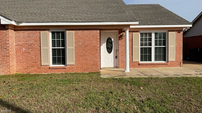 Foto del edificio - 3 br, 2 bath House - 5733 Neely Lane