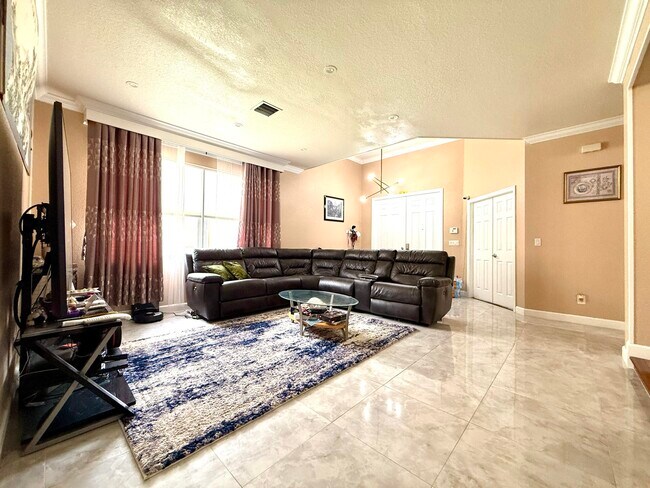 Foto del edificio - 1763 SW Newport Cir