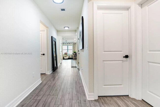 Foto del edificio - 2940 Shortleaf Ave