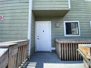 Building Photo - 174 Scottsdale Square