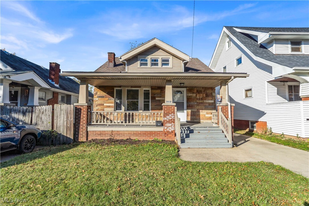 Primary Photo - 3510 W 125th St