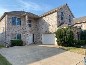 Building Photo - 12404 Pinestraw Rd