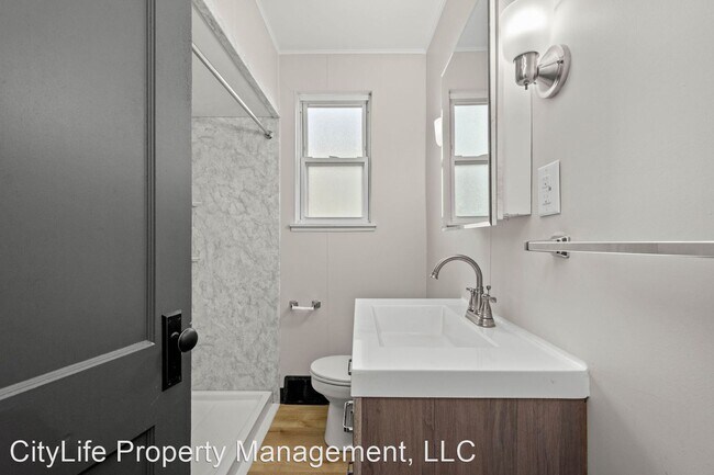 Building Photo - 3 br, 2 bath House - 1118 Glass St