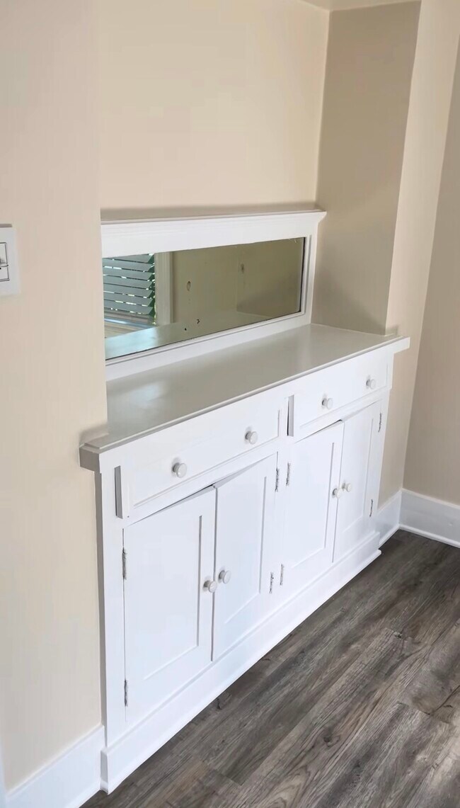 Foto del edificio - 21920 Galvez St