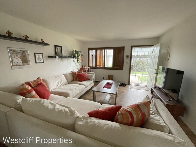 Building Photo - 3 br, 2 bath House - 2030 E. Santa Clara U...