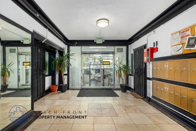 Foto del edificio - 463 Hartford Ave