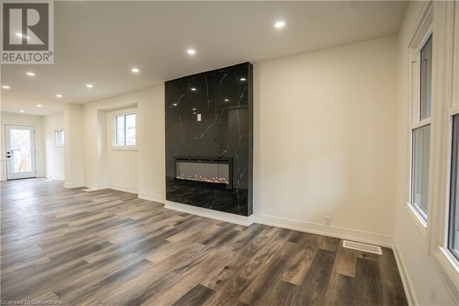 Building Photo - 145 Gage Ave N