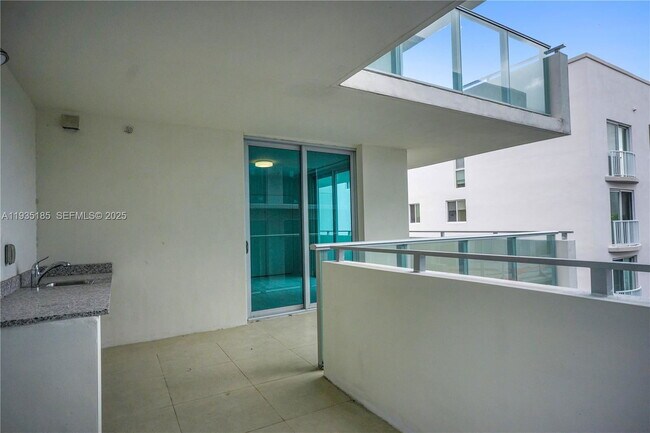 Foto del edificio - 1150 101st St