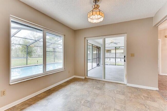 Building Photo - 10306 Elgin Blvd, Spring Hill, FL, 34608