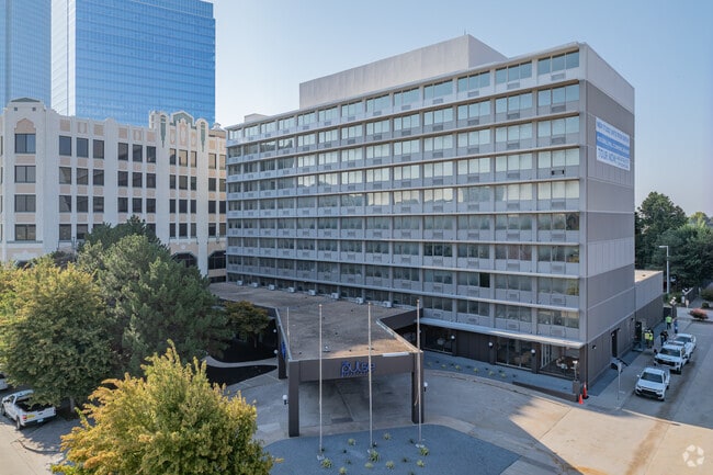 Building Photo - The Pulse