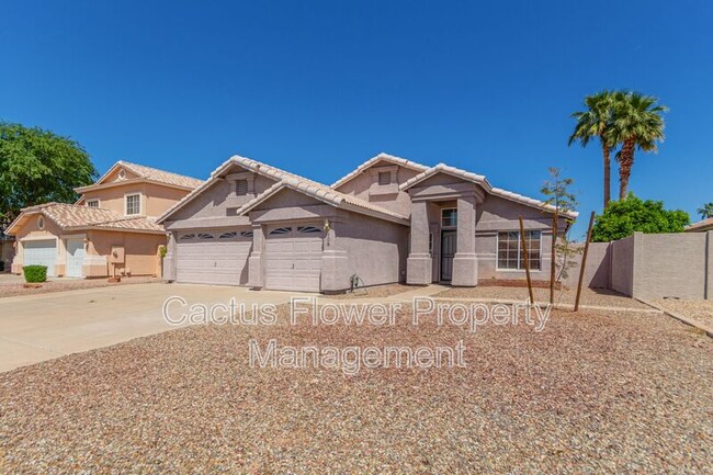Building Photo - 308 W Liberty Ln