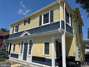 Building Photo - 548 S Loudoun St