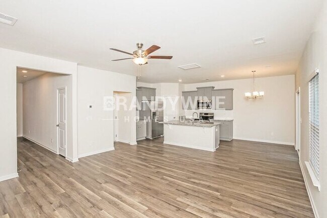 Building Photo - 423 Stonyhurst Dr