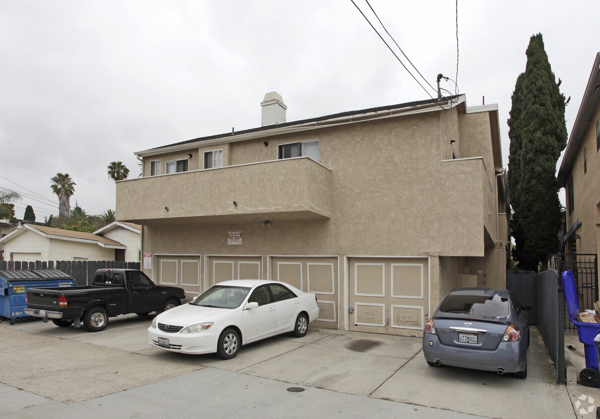Building Photo - 4422 Alabama St