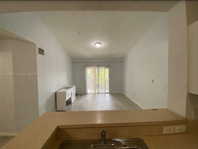 Foto del edificio - 15480 SW 284th St