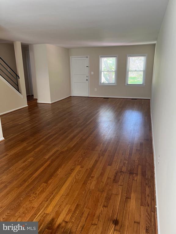 Foto principal - 11 Watkins Park Dr