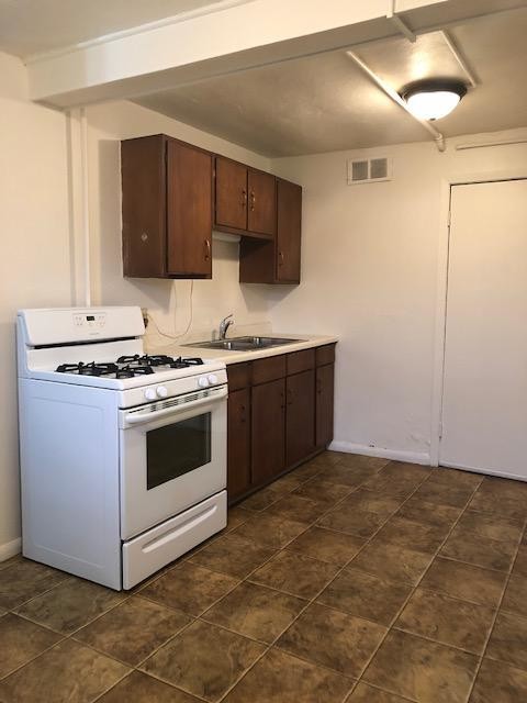 Primary Photo - 1105 10th St NW #5