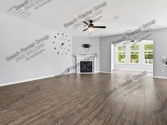 Building Photo - 140 Azure Lp