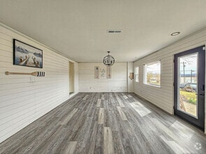 Building Photo - 1123 OH-552