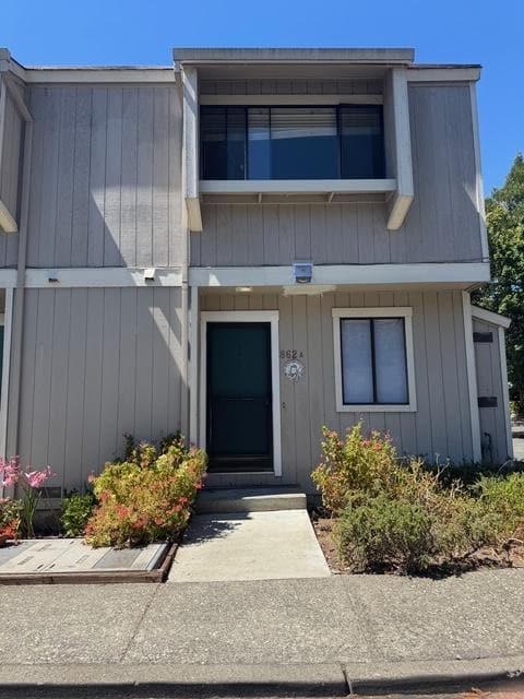 Building Photo - 862 Tamalpais Ave