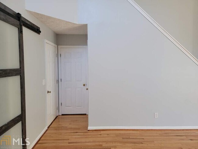 Building Photo - 2365 Parkside Club Ln NW