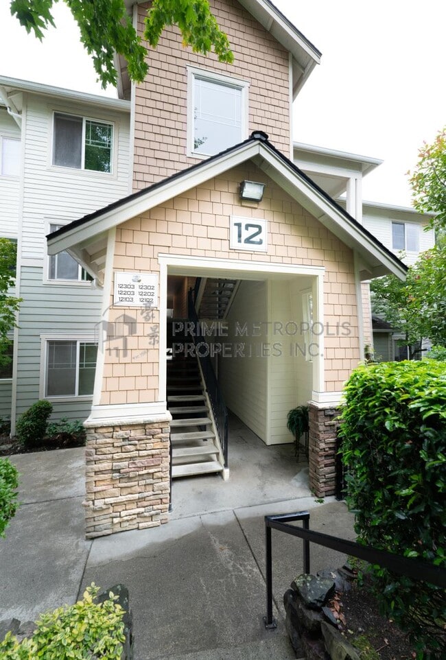 Building Photo - 2 bedroom in Lynnwood WA 98087