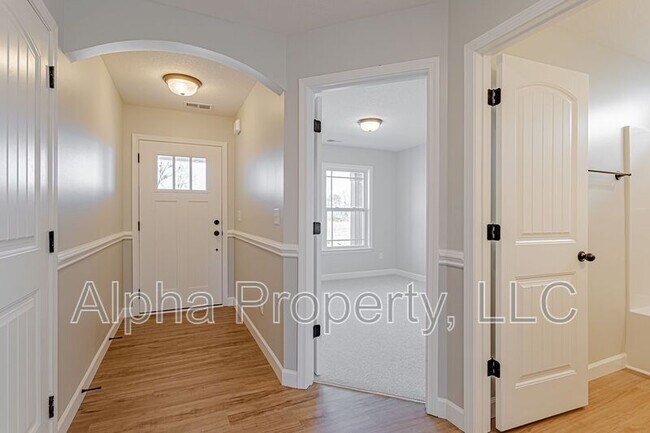 Foto del edificio - 2200 Davenport Ct