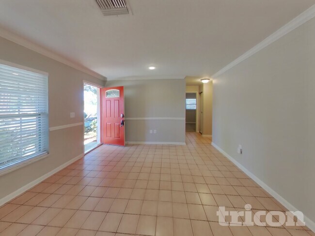 Foto del edificio - 202 Faithway Dr