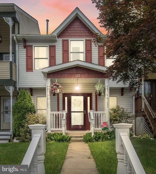 Building Photo - 623 Picadilly Dr
