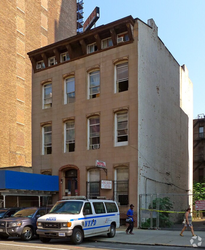 Primary Photo - 211 Schermerhorn St